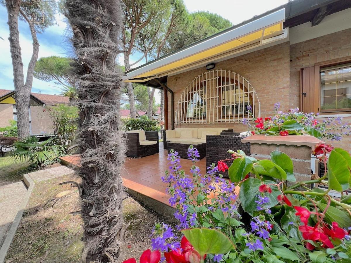 Villa Palm Lignano Sabbiadoro Exterior photo