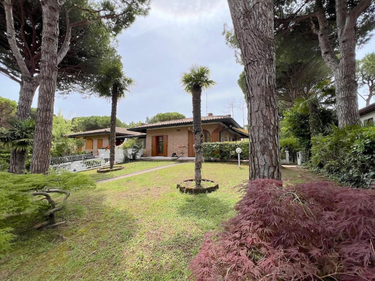 Villa Palm Lignano Sabbiadoro Exterior photo